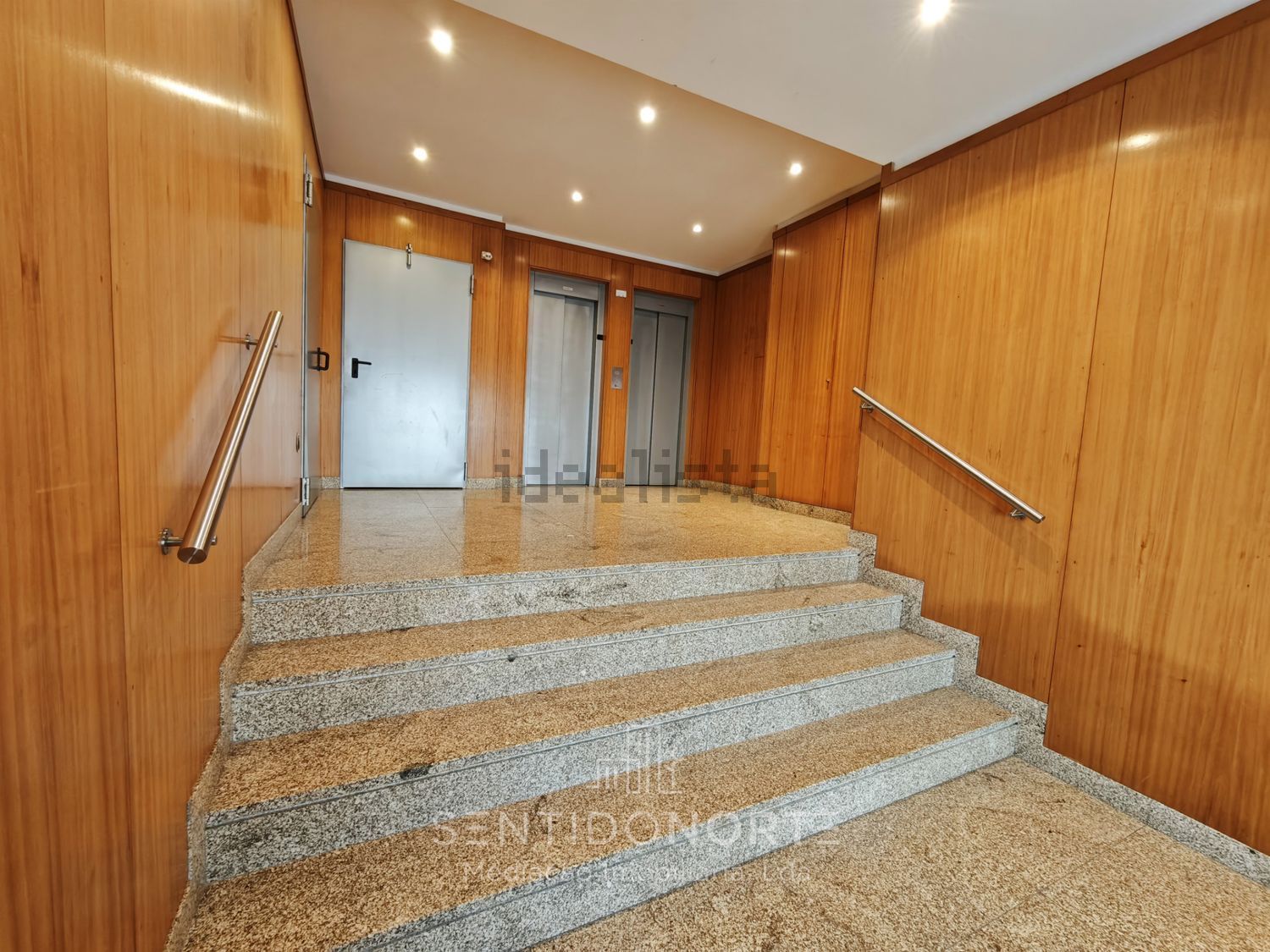 公寓 t3出售在Rua do Verdelho da Urbanização do Pinheiral, 313 - 详情