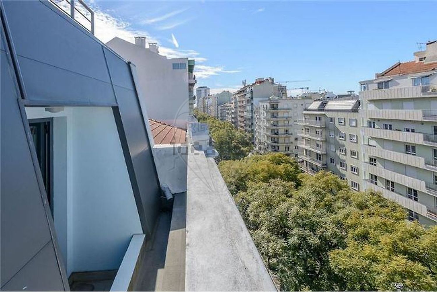 出租公寓 t3在 Campo Pequeno - 游泳池