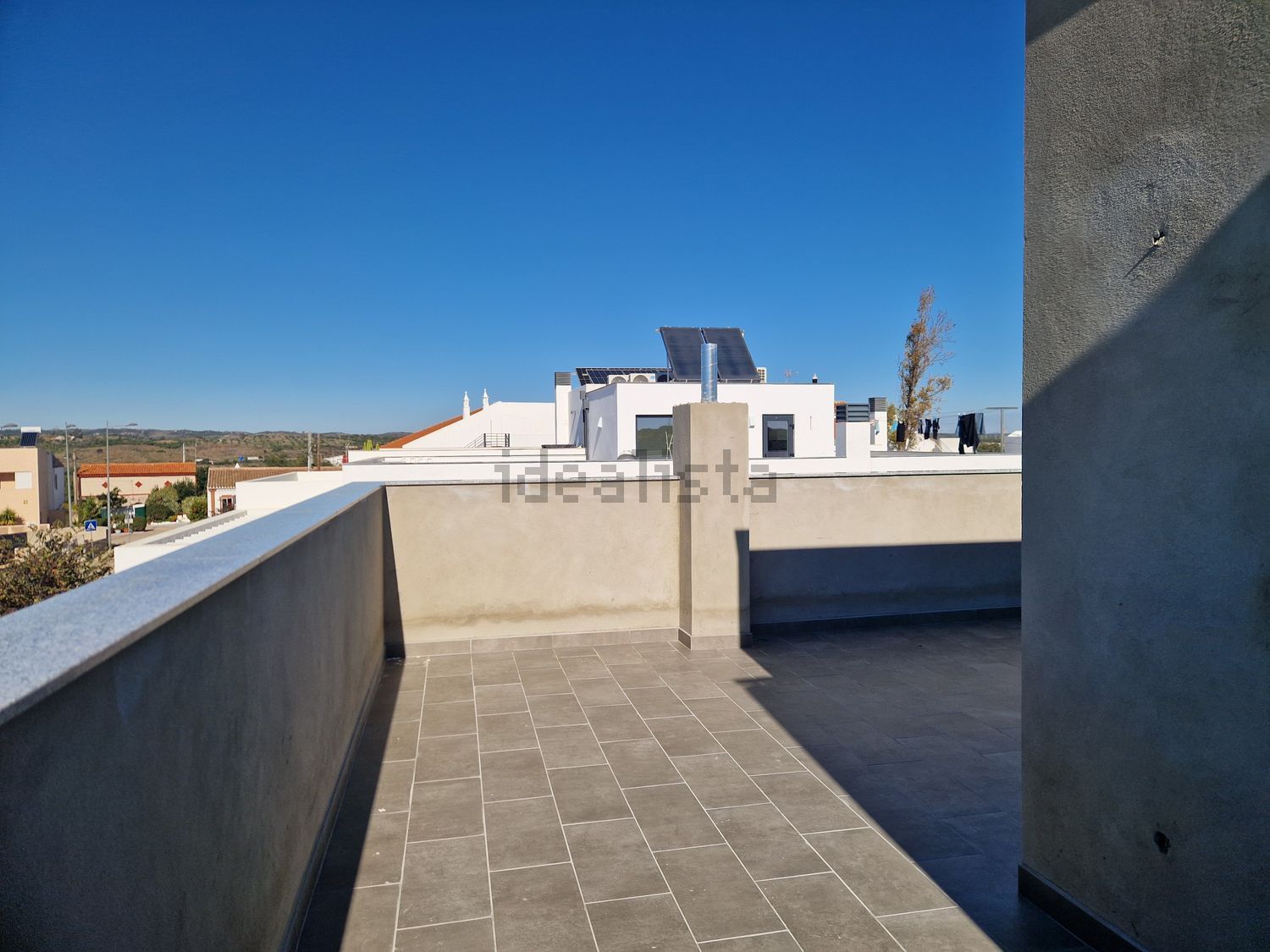 小楼房或独栋别墅出售在 Lugar Urbanização Turquesa Residence, Sítio da Fábrica, 4 - 阳台