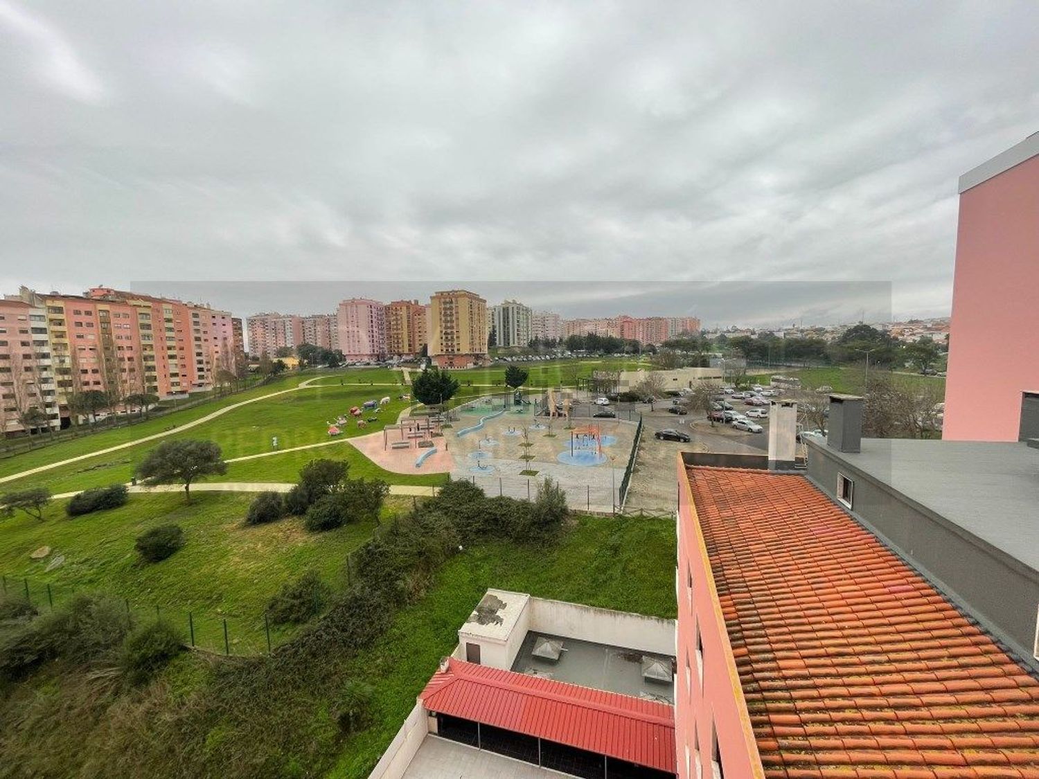 出租公寓 t2在Avenida do Brasil, 99 - 游泳池