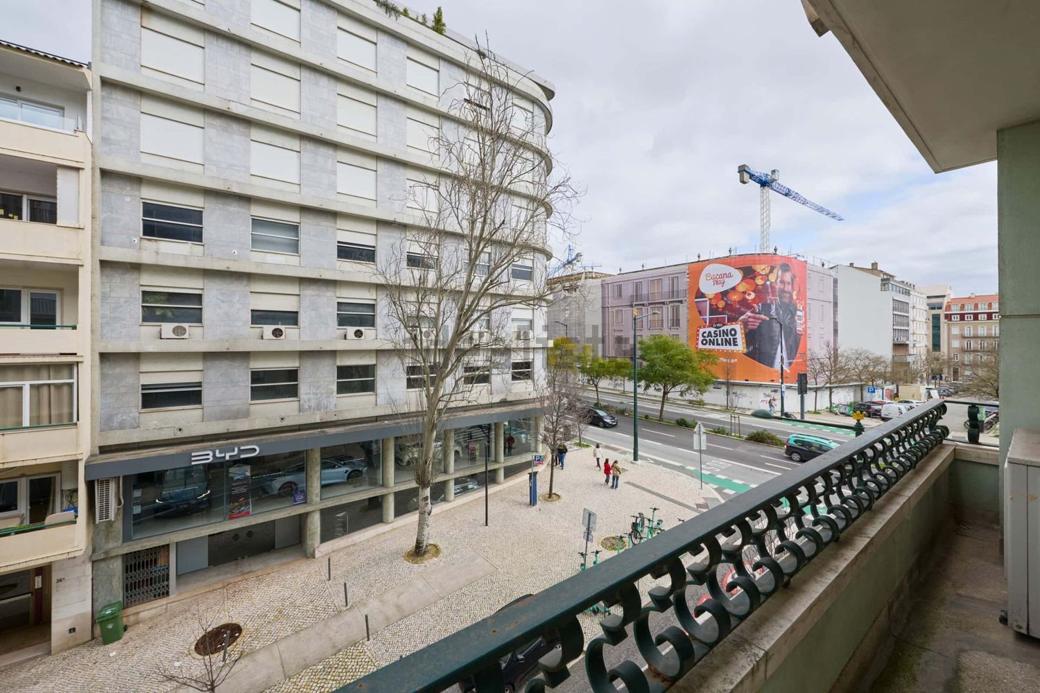 出租t0（单人公寓）在Avenida Fontes Pereira de Melo, 15 - 视线