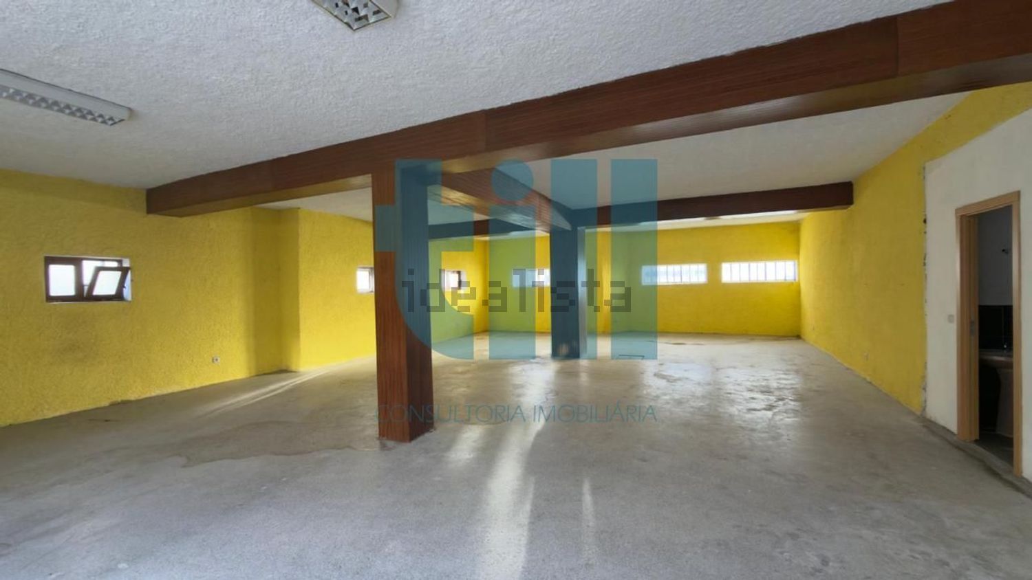 小楼房或独栋别墅出售在 Vila Pouca de Aguiar - 照片
