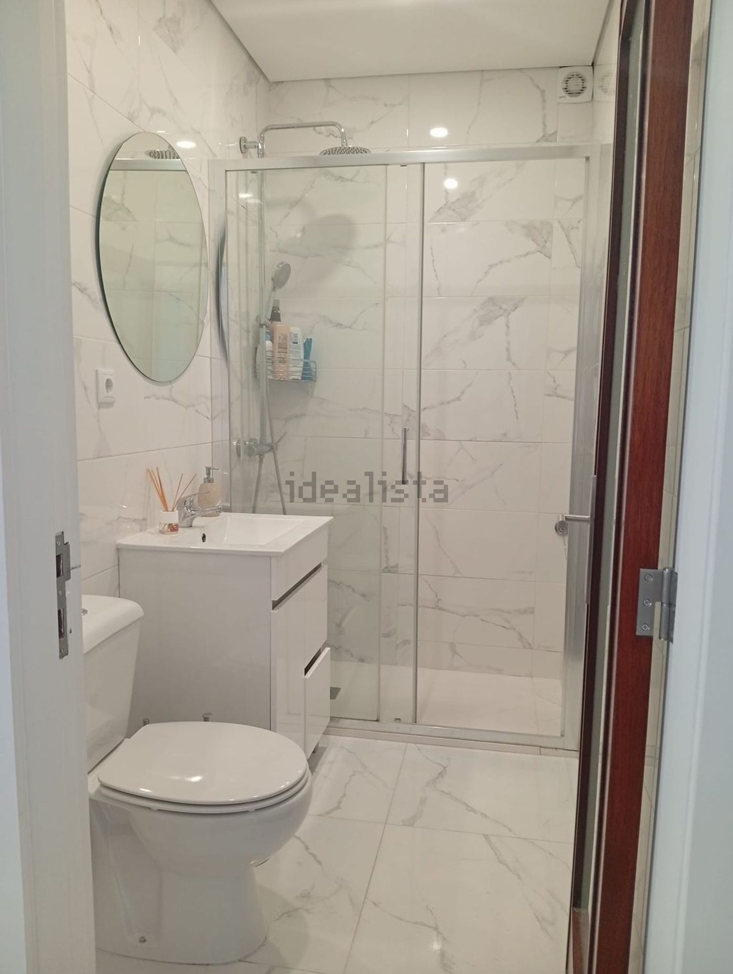 出租公寓 t2在Rua Santa Eulália, 922 - 卫生间