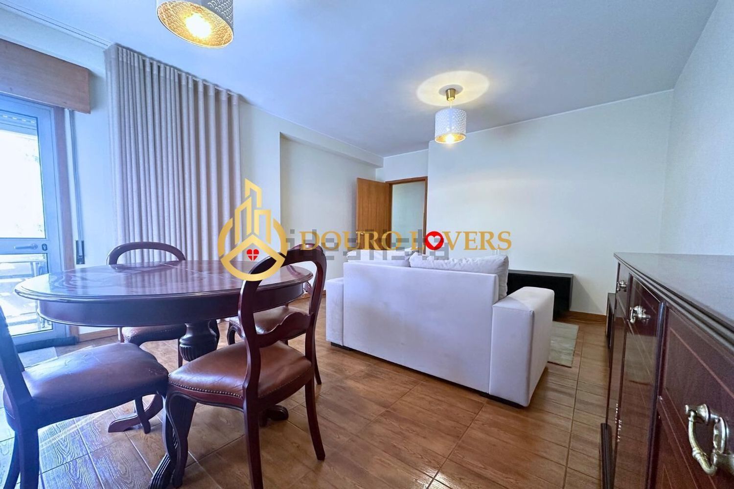 公寓 t2出售在Rua de Santa Luzia, 804 - 客厅