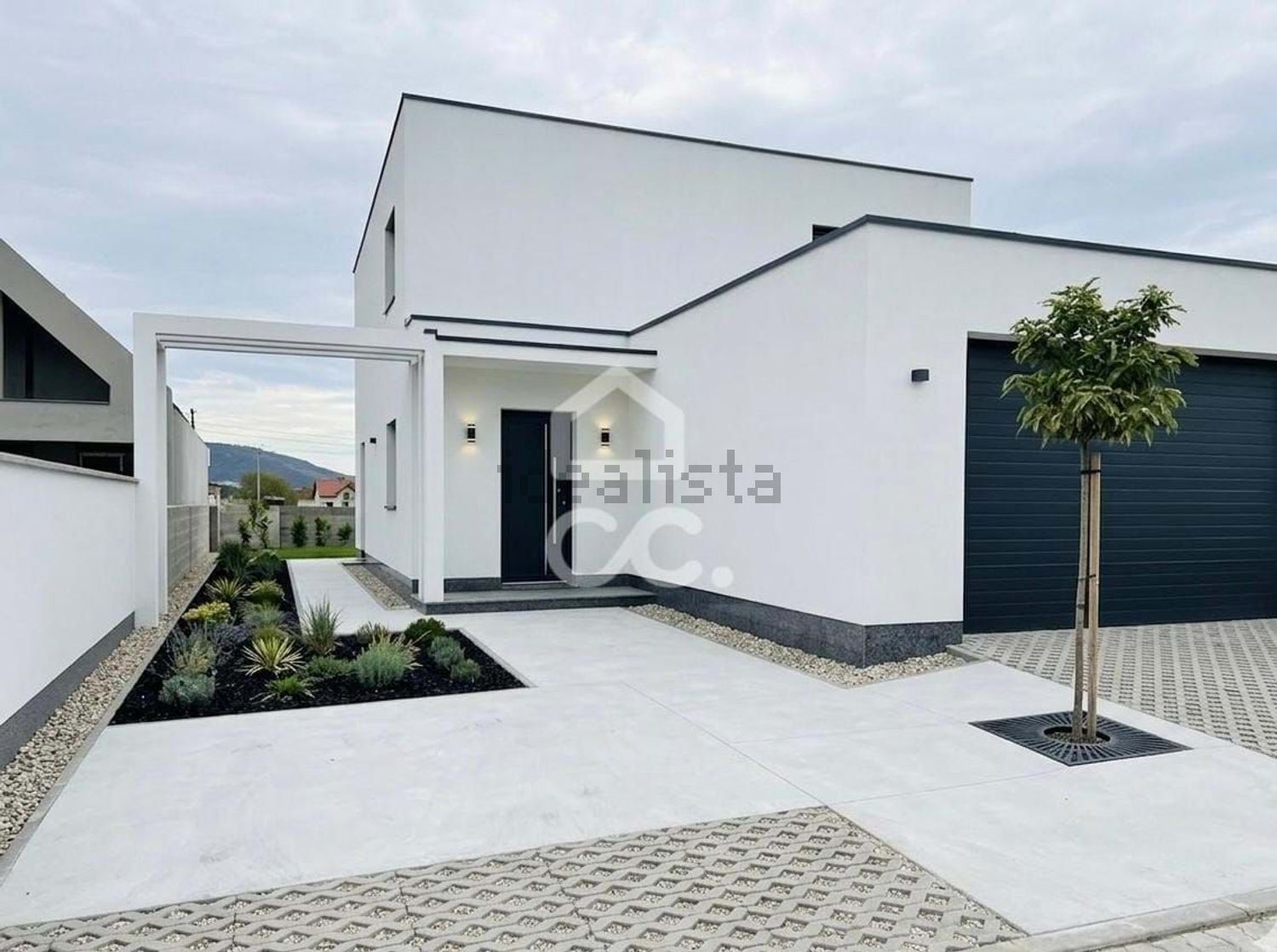 小楼房或独栋别墅出售在 Castelo do Neiva - 外立面