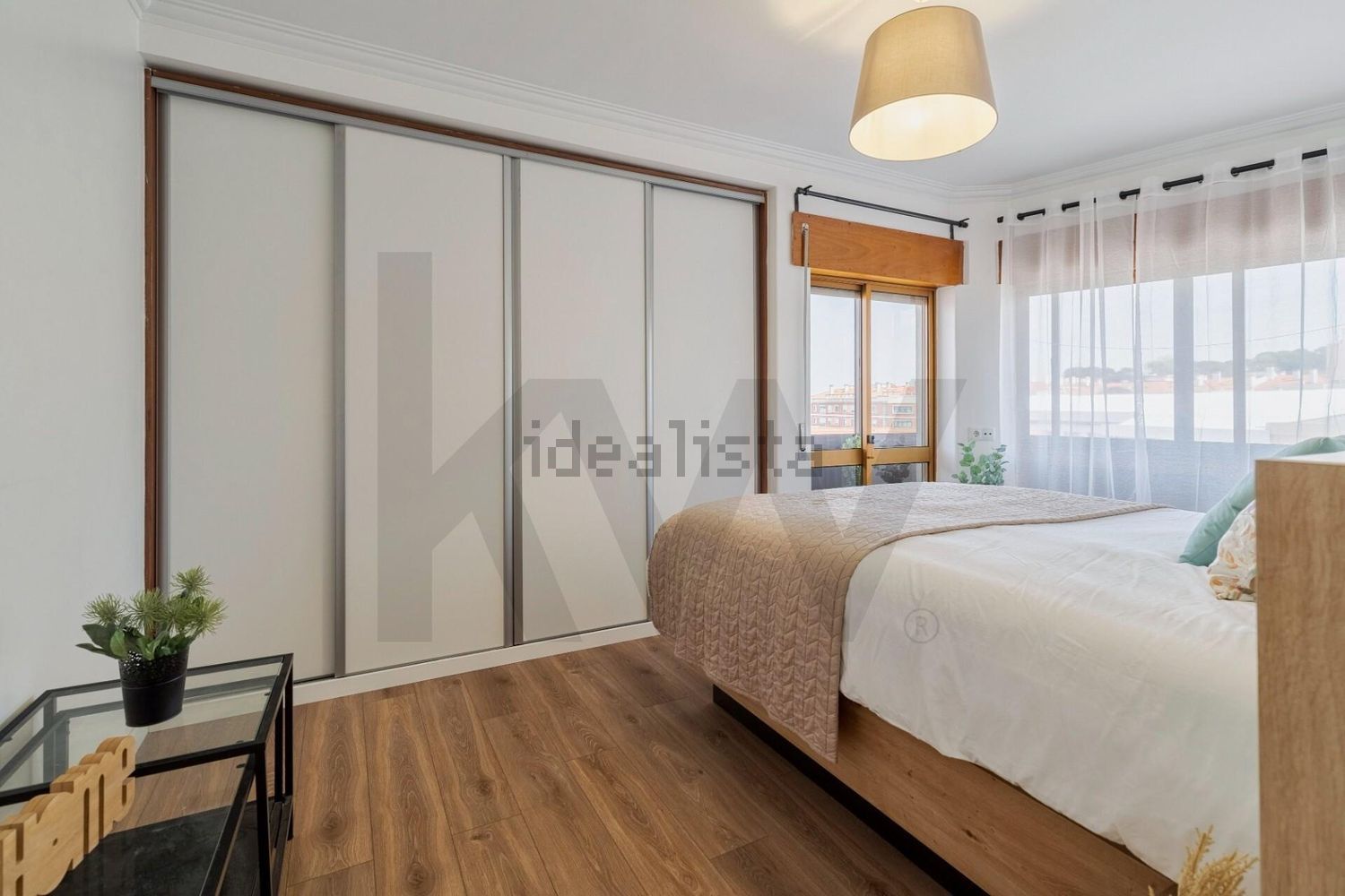 公寓 t2出售在Rua Doutor António José de Almeida, 29 - 卧室