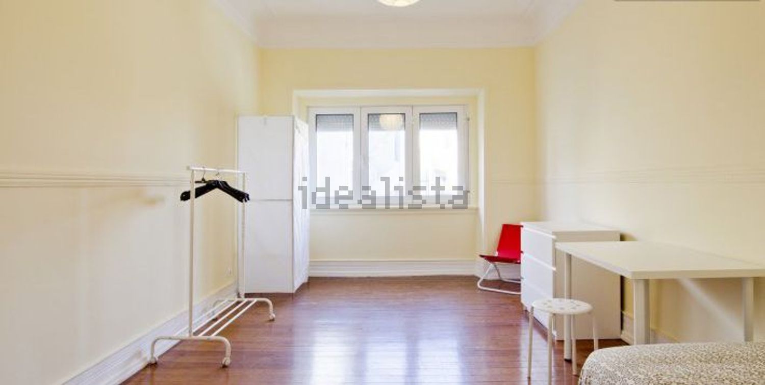 出租房间在Rua Augusto Gil - 照片