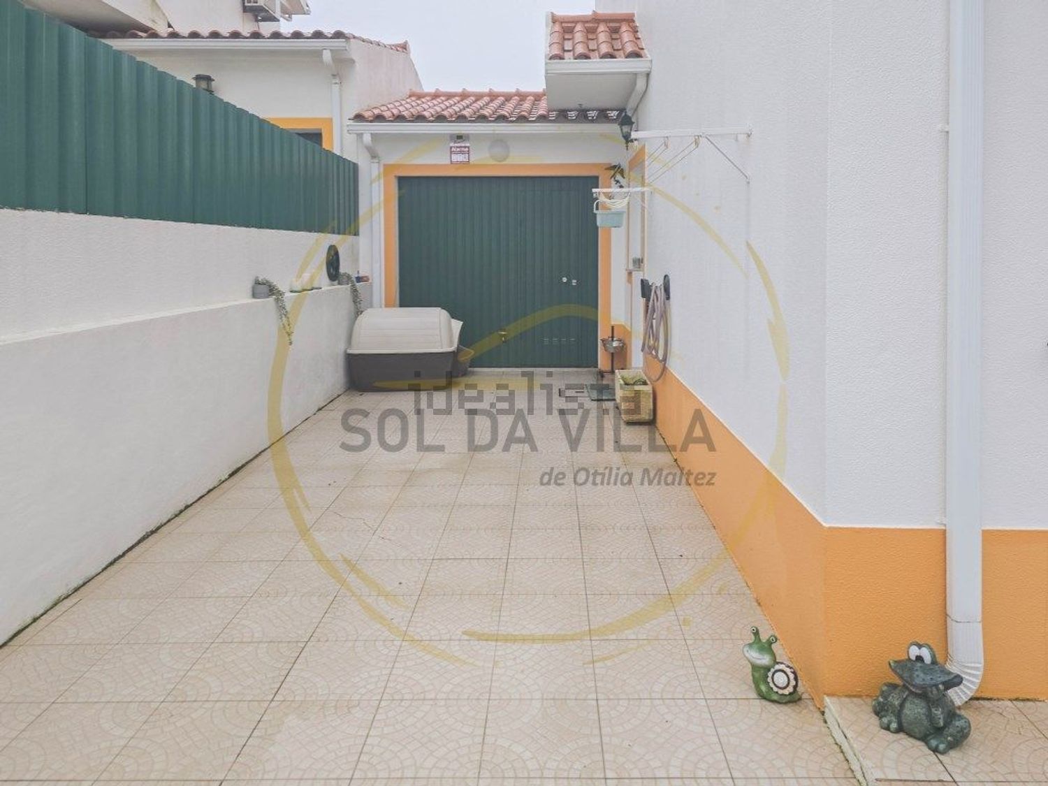 双拼别墅出售在 Centro da Quinta do Conde - 阳台