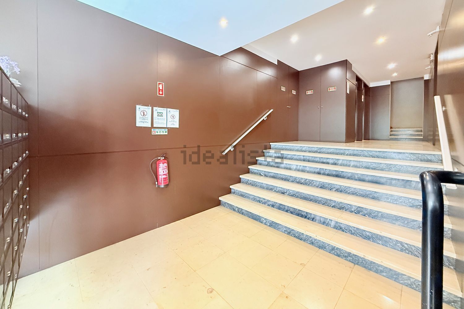 出租公寓 t3在Avenida Almirante Reis - 详情