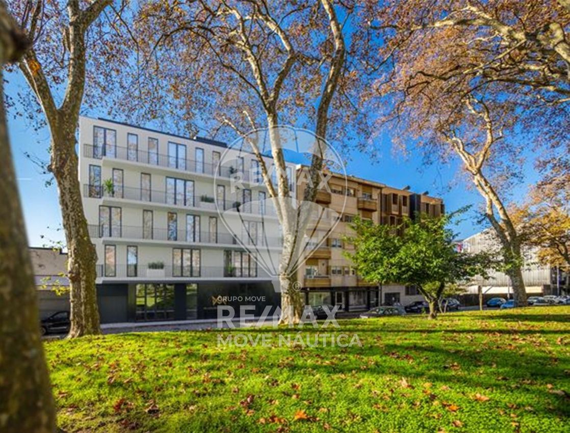 公寓 t2出售在Praça da Corujeira