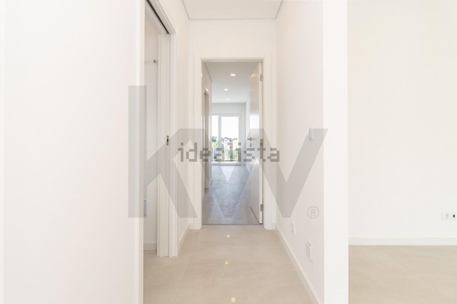公寓 t2出售在 Quinta do Texugo - Quinta de Santa Teresa - 过道