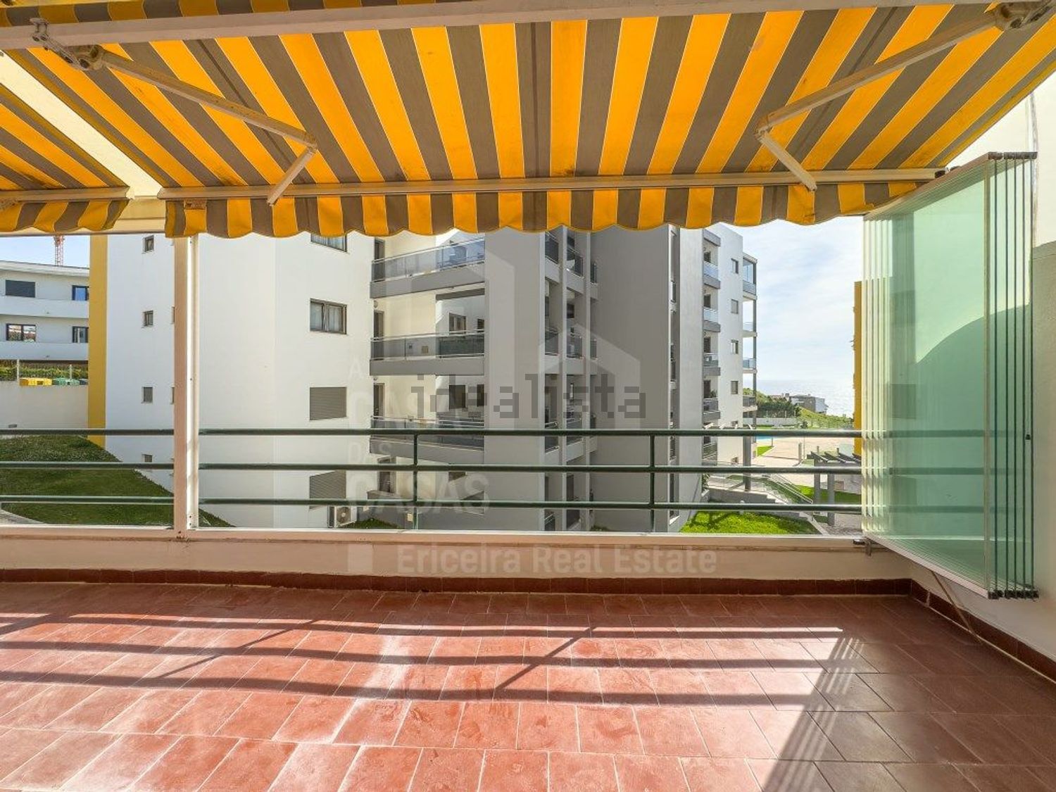 公寓 t3出售在 Centro da Vila - 阳台