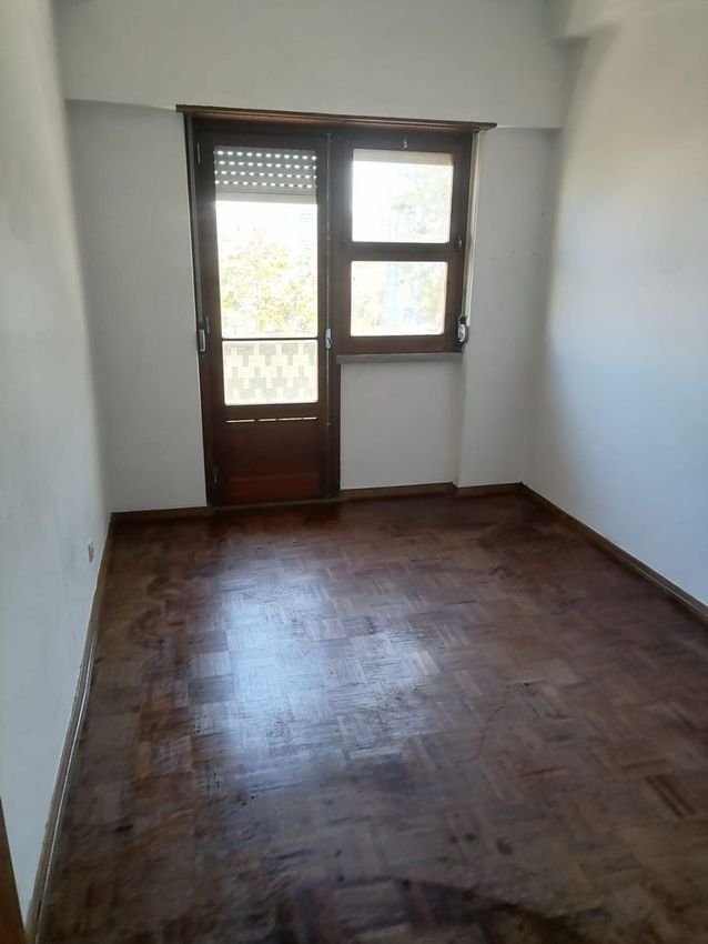 出租房间在Avenida Gomes Pereira, 6