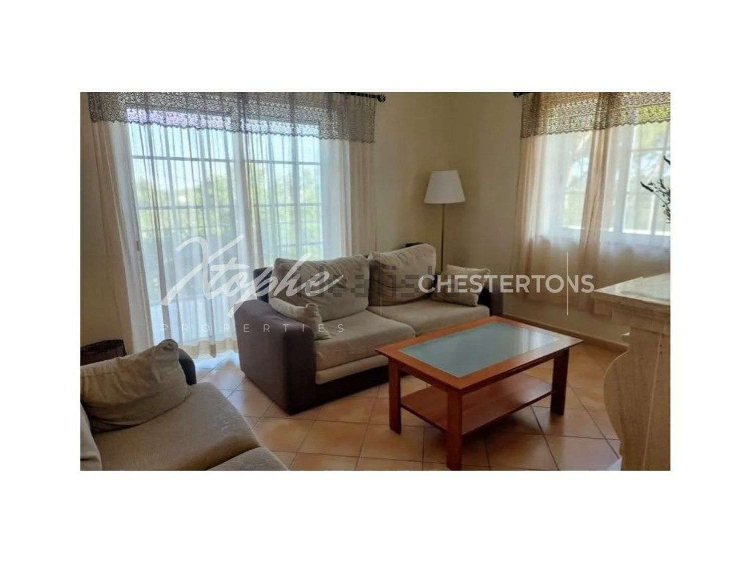 小楼房或独栋别墅出售在 Centro - 客厅