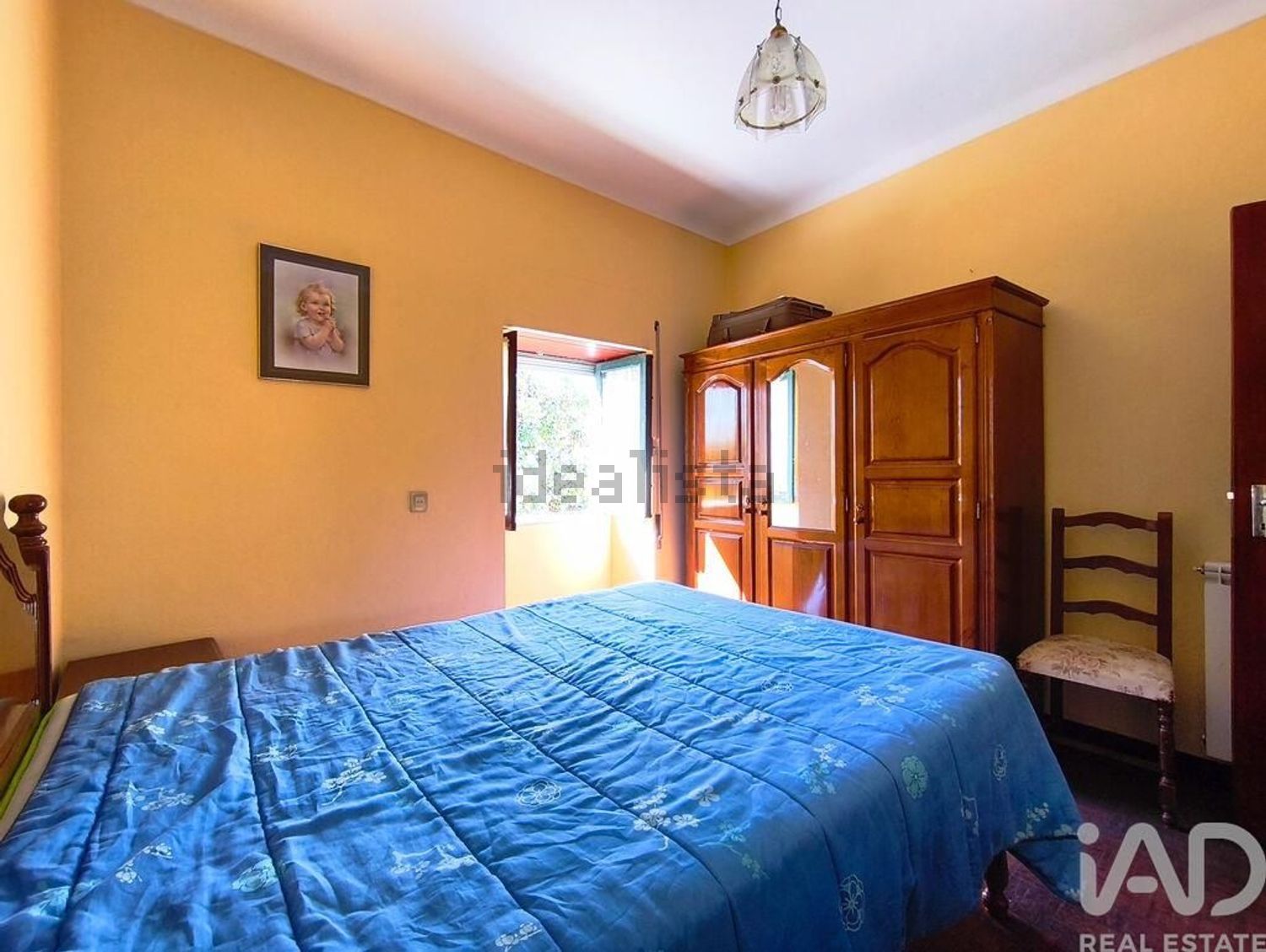 小楼房或独栋别墅出售在 Alvarães - 卧室