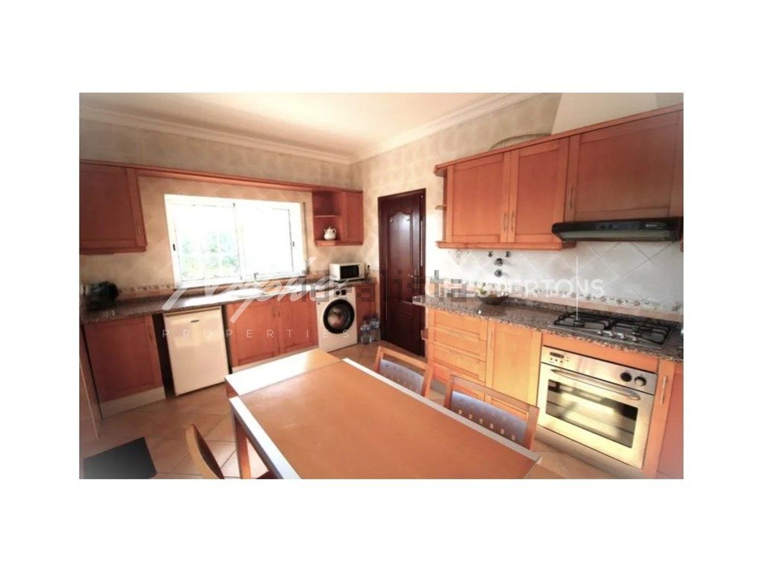 小楼房或独栋别墅出售在 Centro - 厨房