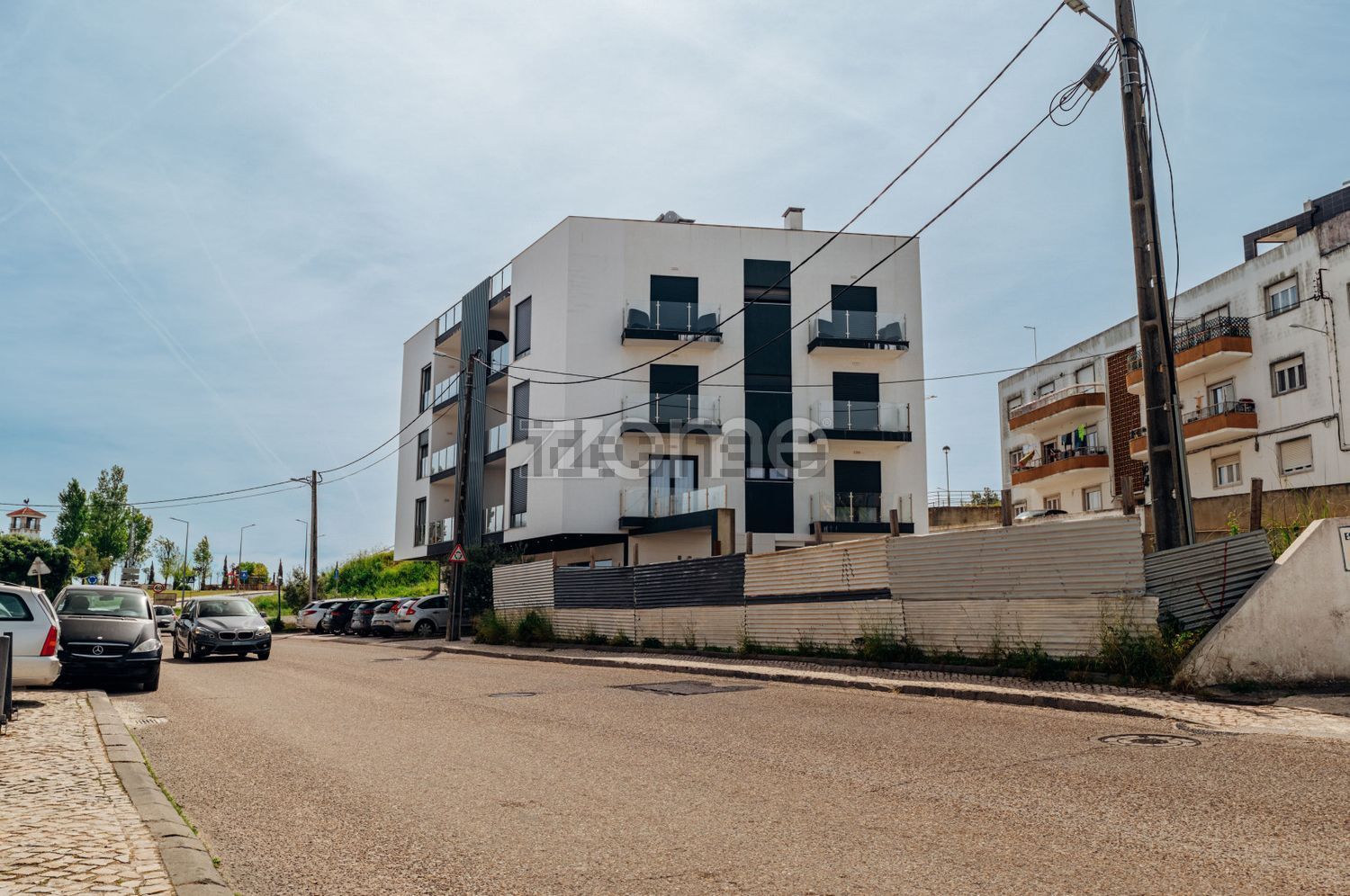 公寓 t2出售在Avenida Padre António Pereira de Almeida s/n - 外立面