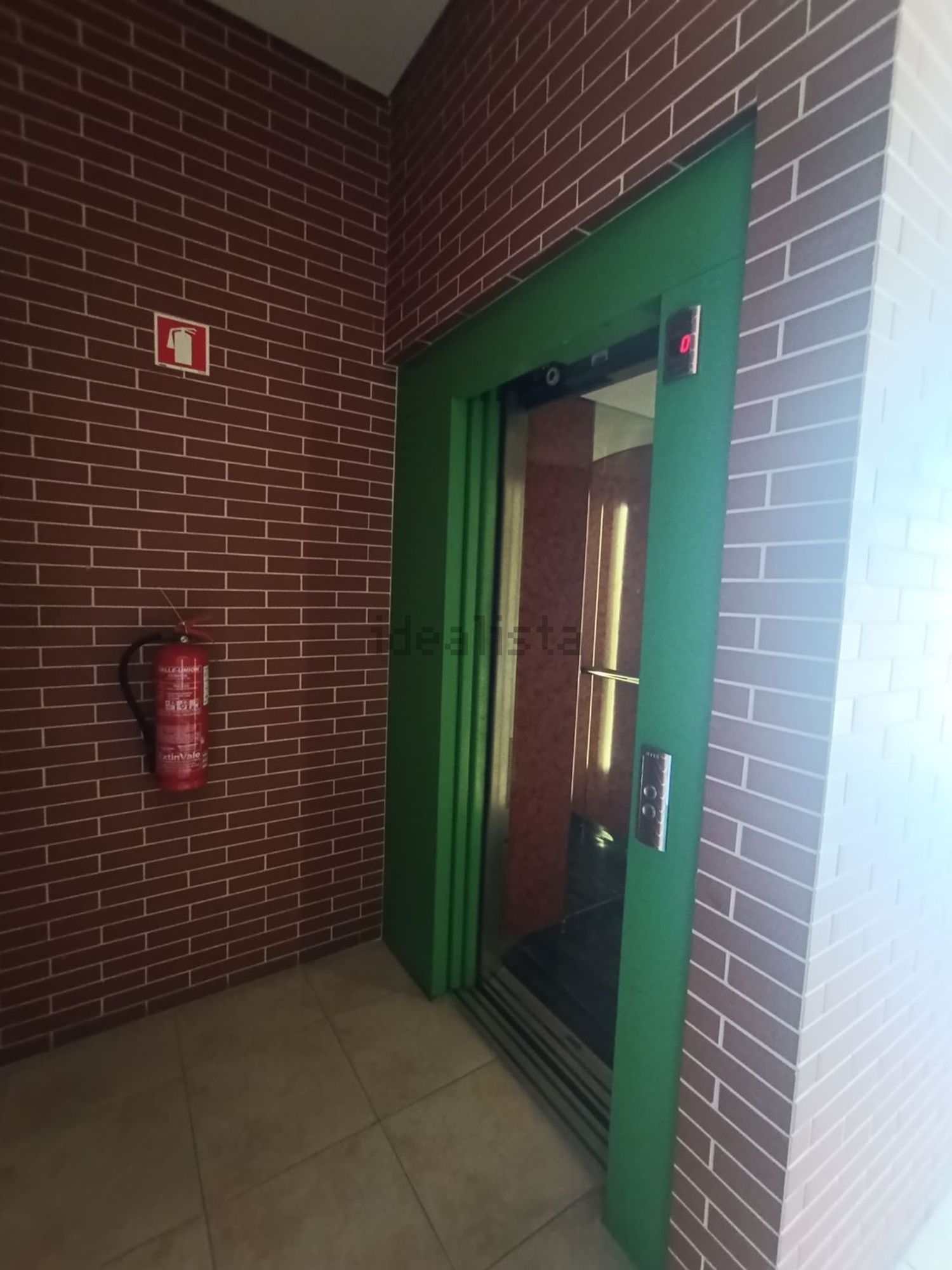 T0（单人公寓）出售在Rua Central de Ribaçais, 320 - 过道