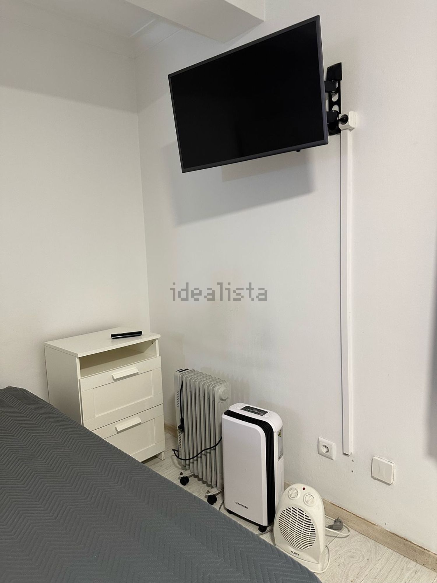 出租t0（单人公寓）在Rua Val Flores, 14 a - 卧室
