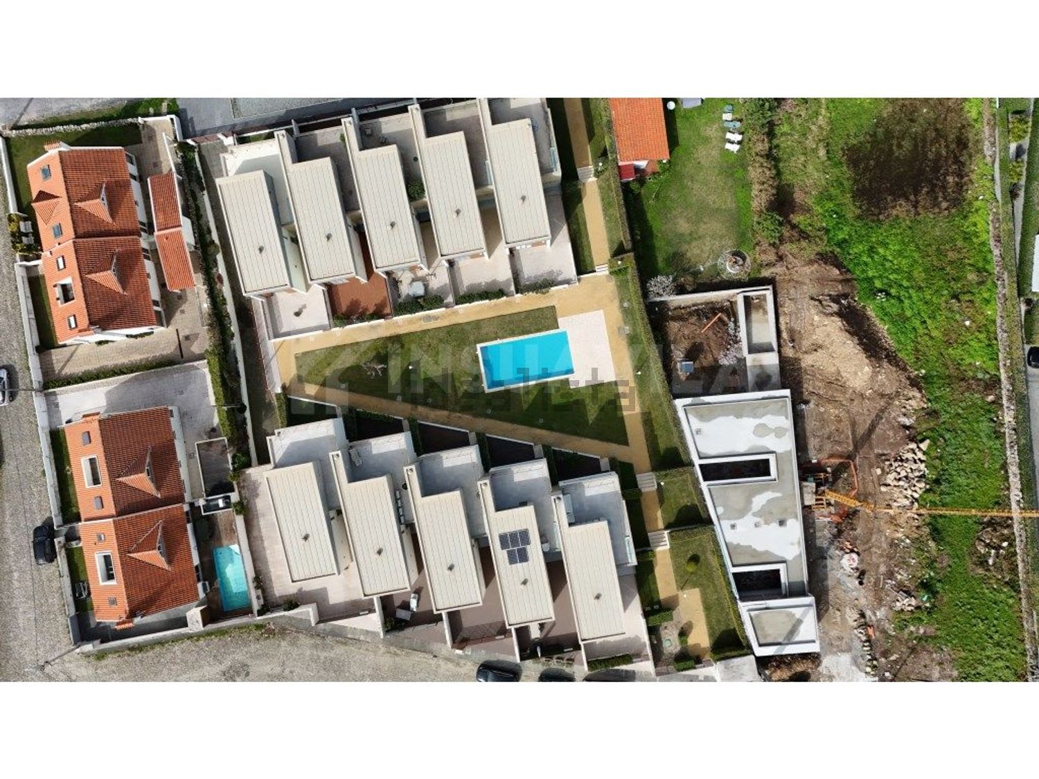 小楼房或独栋别墅出售在Rua da Estrada Real - 平面图