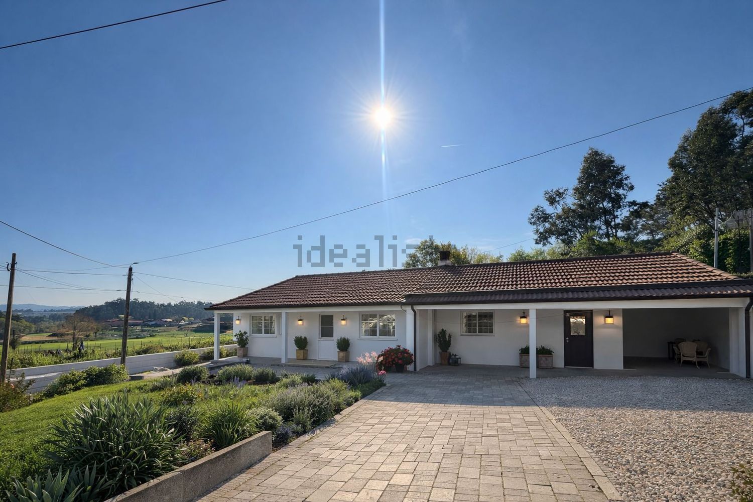 小楼房或独栋别墅出售在Estrada de Santa Cristina, 881 - 外立面