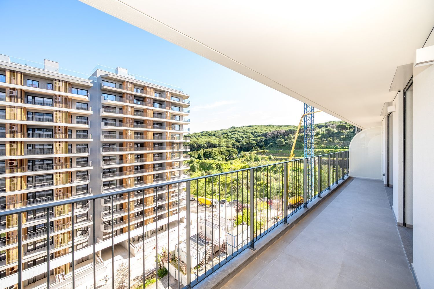 出租公寓 t2在Alameda Engenheiro José Mattos e Silva, 14 - 阳台