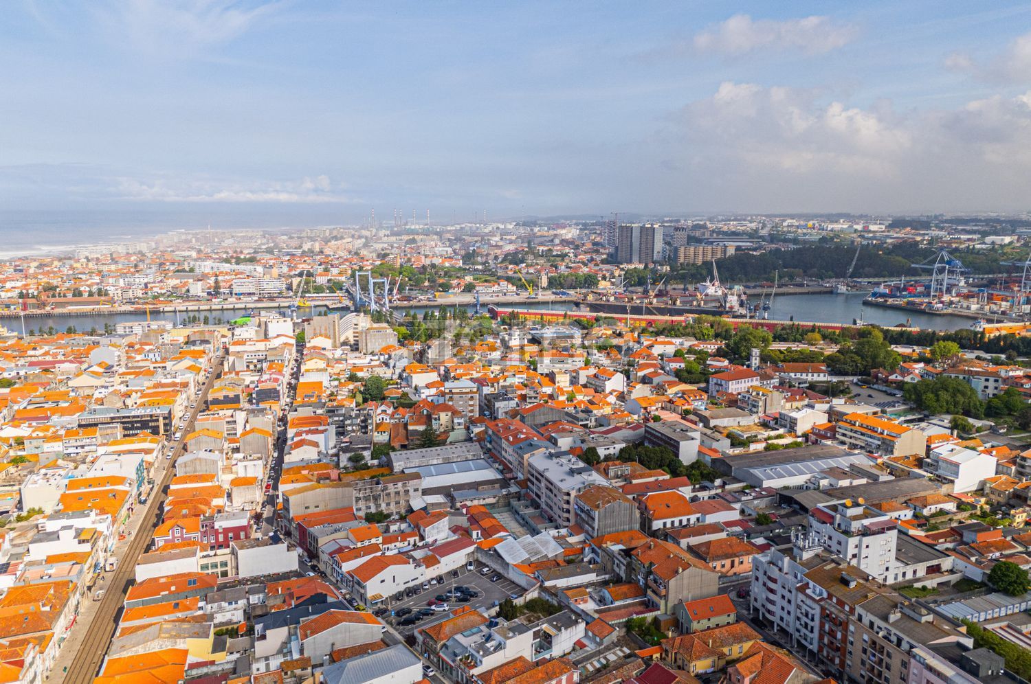 公寓 t3出售在Rua Álvaro Castelões, 506 - 详情