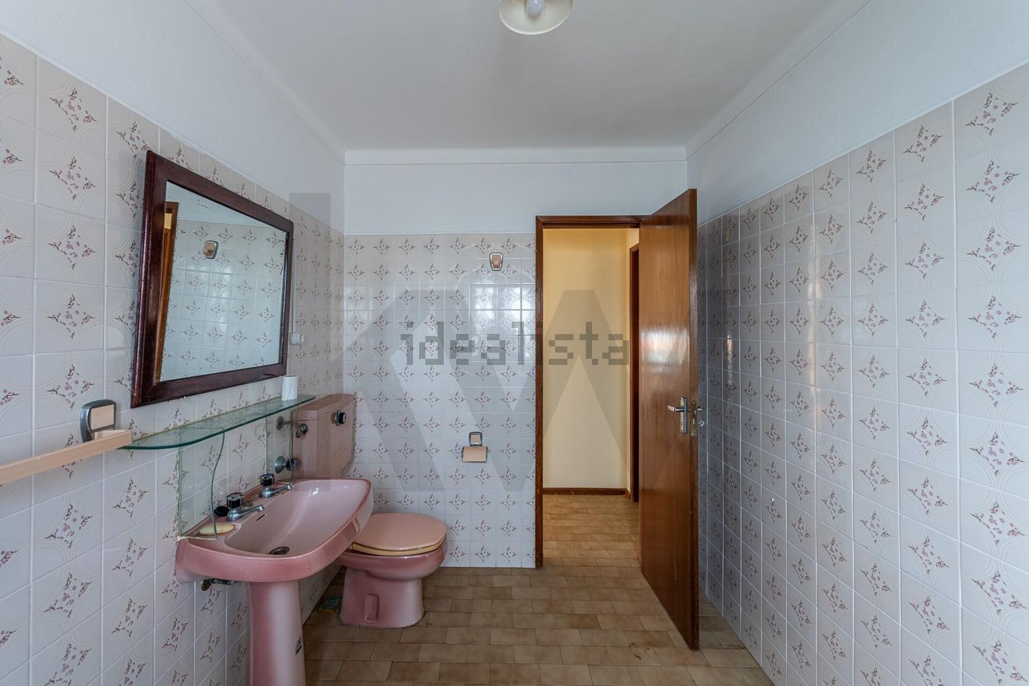 小楼房或别墅出售在Rua 25 de Abril, 600 - 卫生间