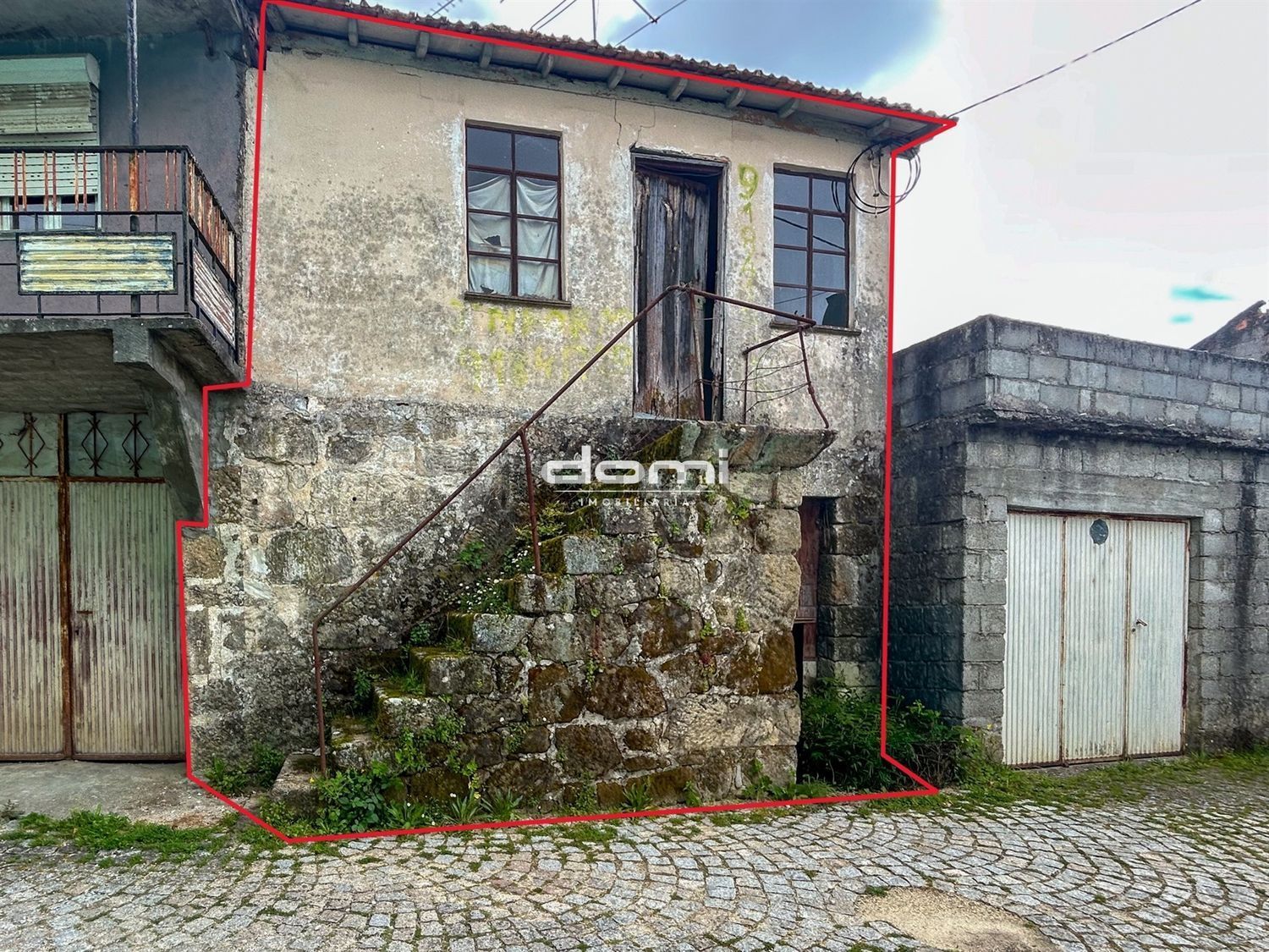 小楼房或独栋别墅出售在 São Pedro do Sul - Várzea - Baiões - 外立面