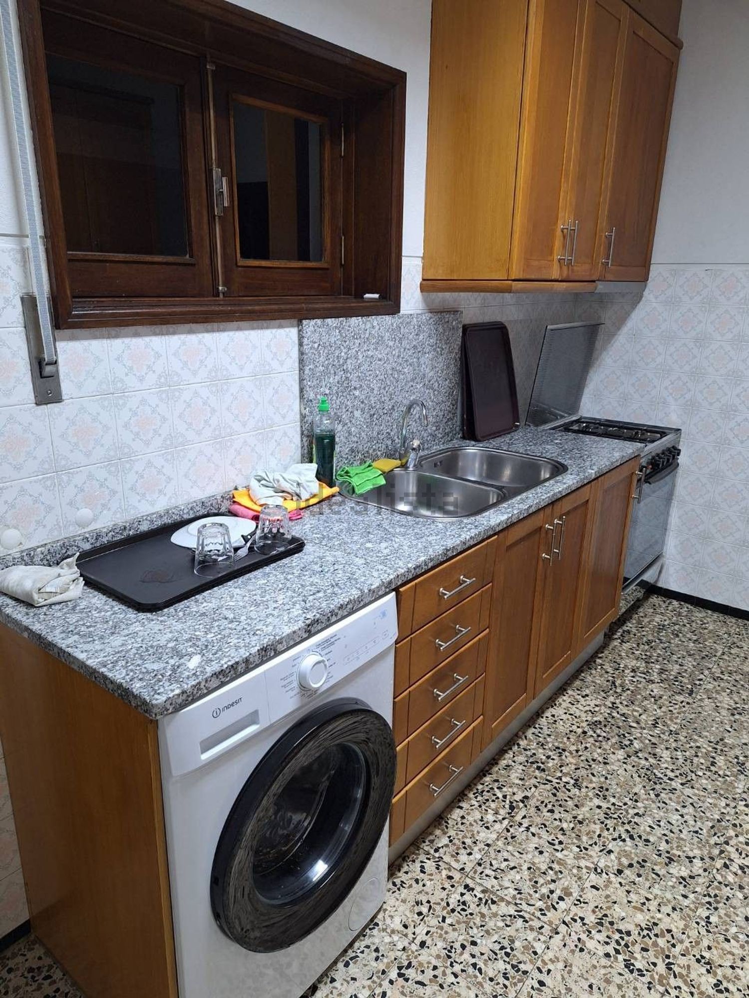 出租房间在Avenida Irmãos Rui e Garcia Lopes, 6 - 厨房