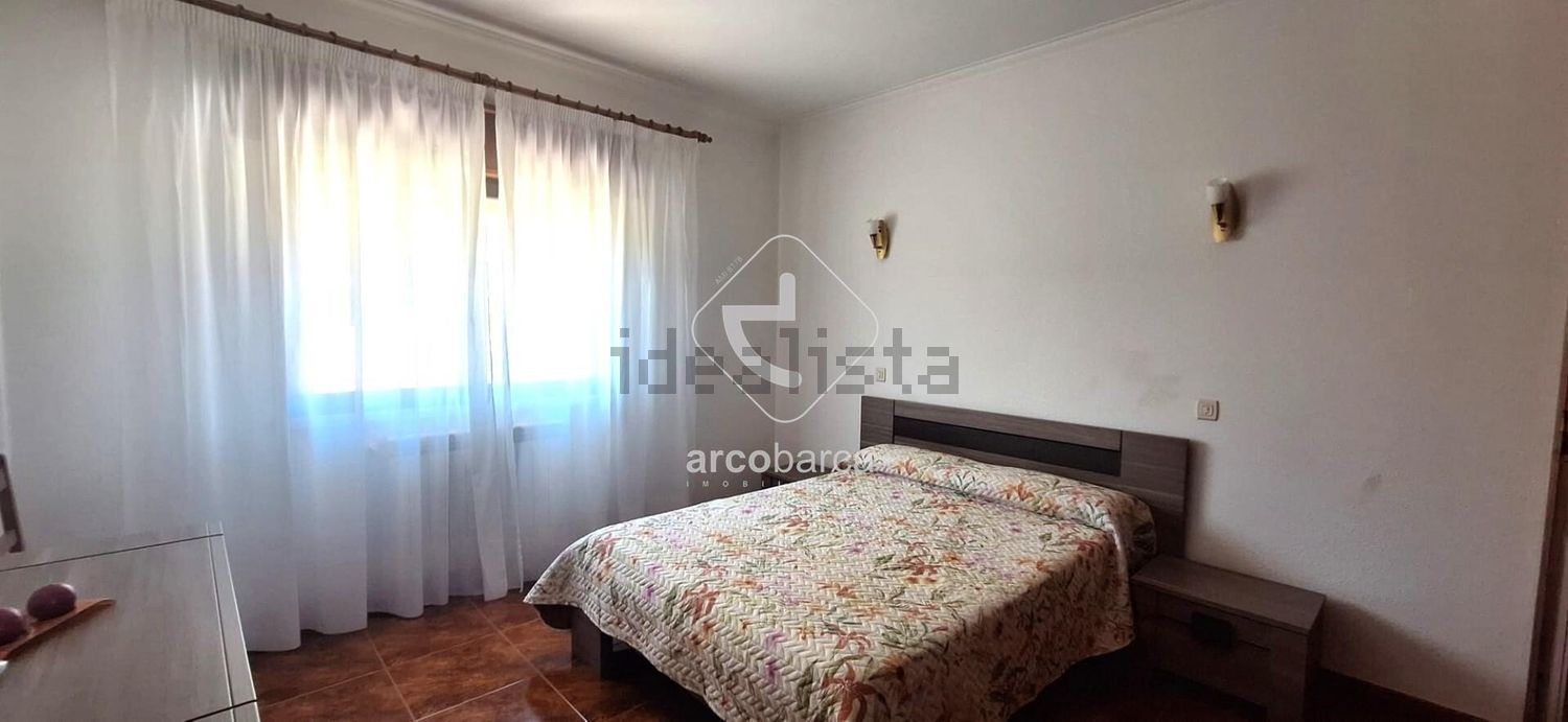 小楼房或独栋别墅出售在Rua da Aboboreira s/n - 卧室