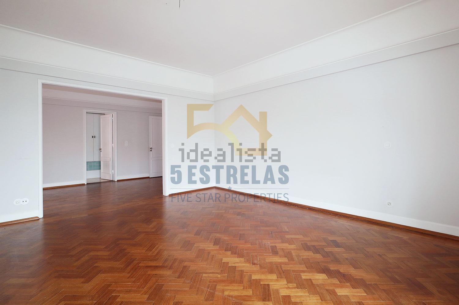 出租公寓 t5在Avenida Elias Garcia - 居住