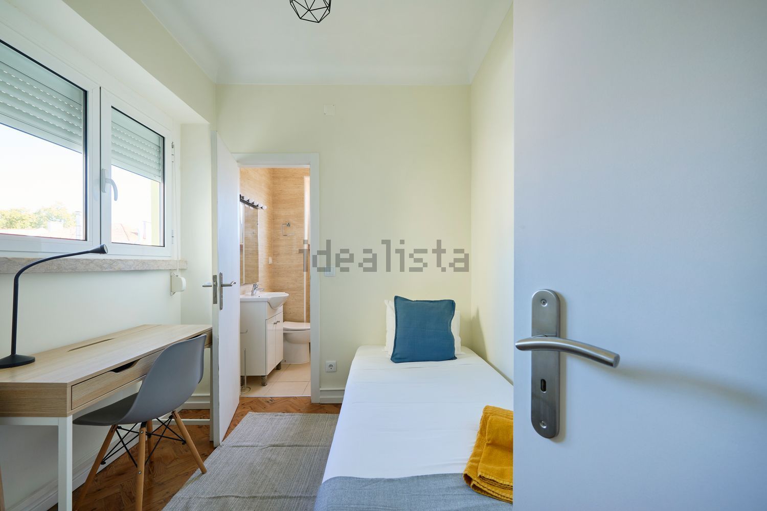 出租房间在Rua José Duro - 卧室