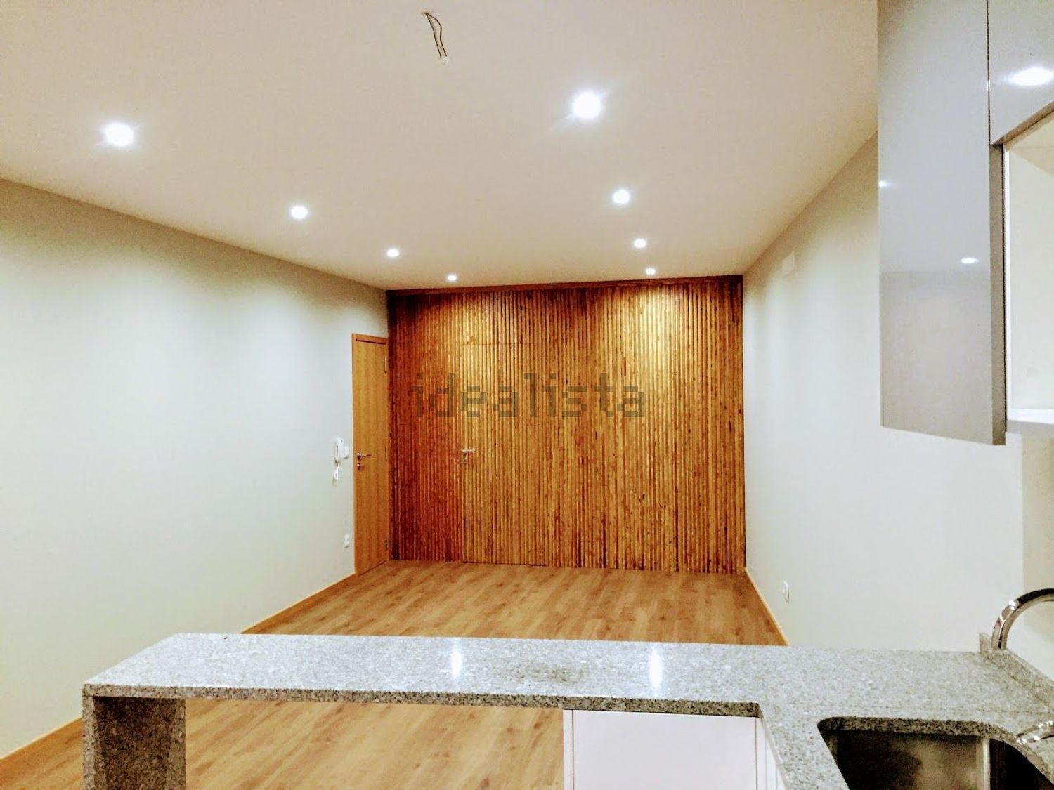 出租公寓 t2在Praça 9 de Abril, 22 - 客厅