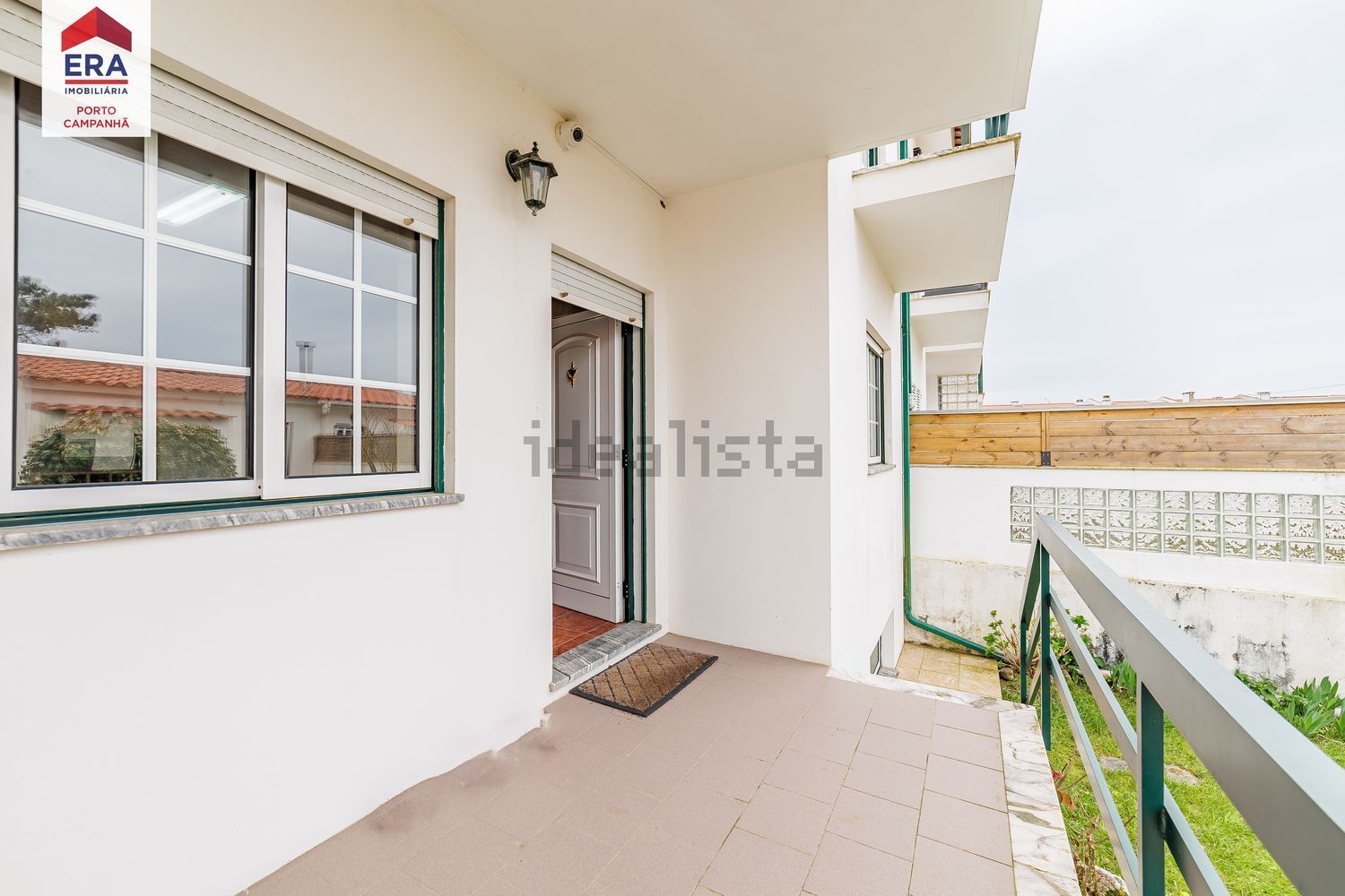 双拼别墅出售在Rua dos Bragas - 详情