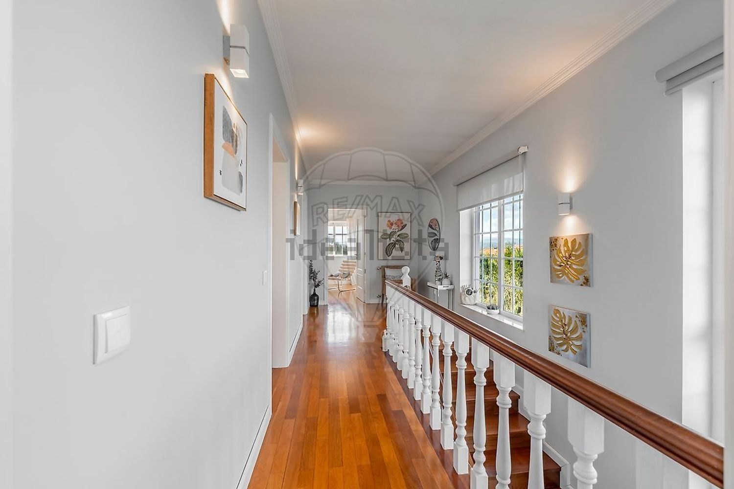 小楼房或独栋别墅出售在Rua da Senra, 8 - 过道