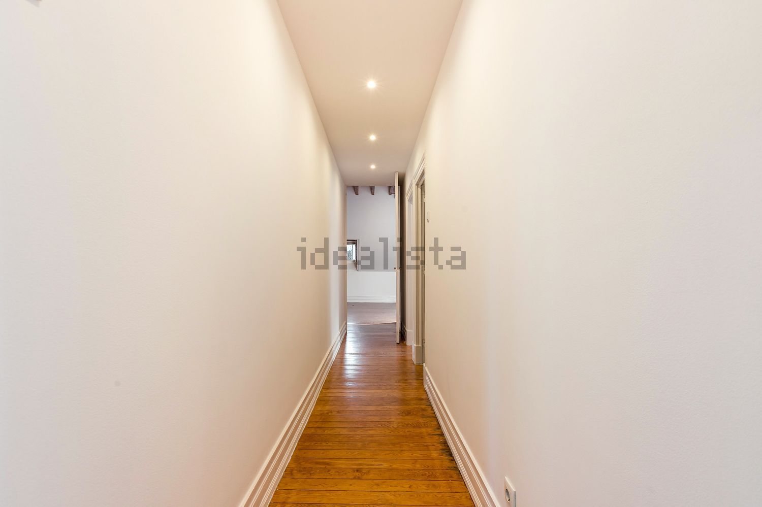 出租公寓 t5在Rua da Escola Politécnica, 20 - 过道