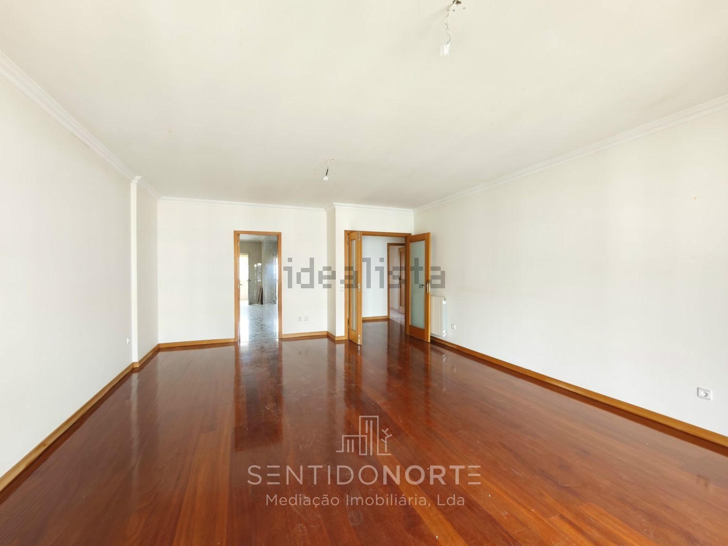 公寓 t3出售在Rua do Verdelho da Urbanização do Pinheiral, 313 - 客厅