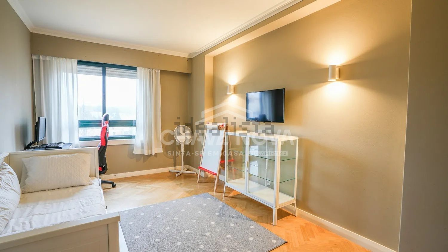公寓 t2出售在Alameda Jardins da Arrábida - 客厅