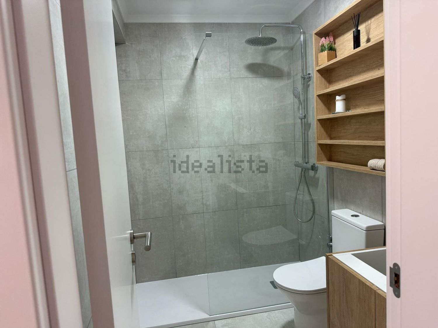出租公寓 t1在Rua Cidade Belo Horizonte, 8 - 卫生间