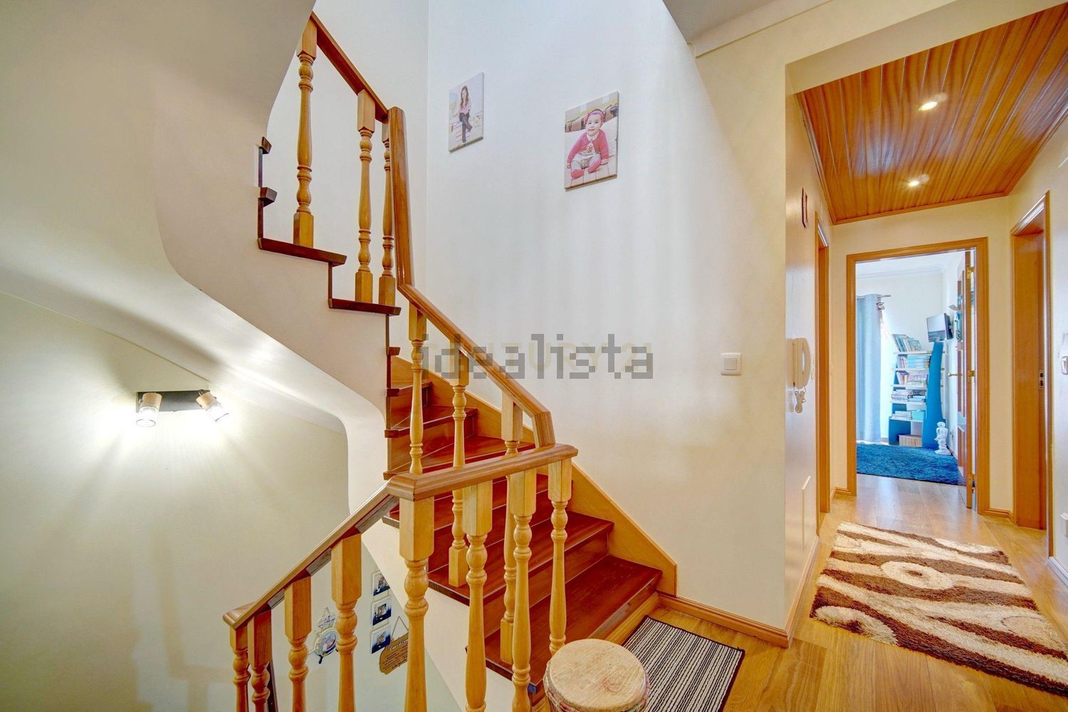 小楼房或独栋别墅出售在Rua Arquitecto Mateus Fernandes, 43 - 详情