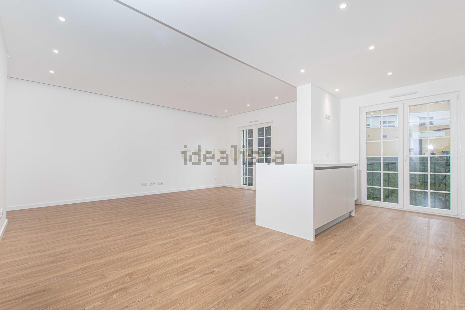 公寓 t2出售在 Damaia de Cima - 居住