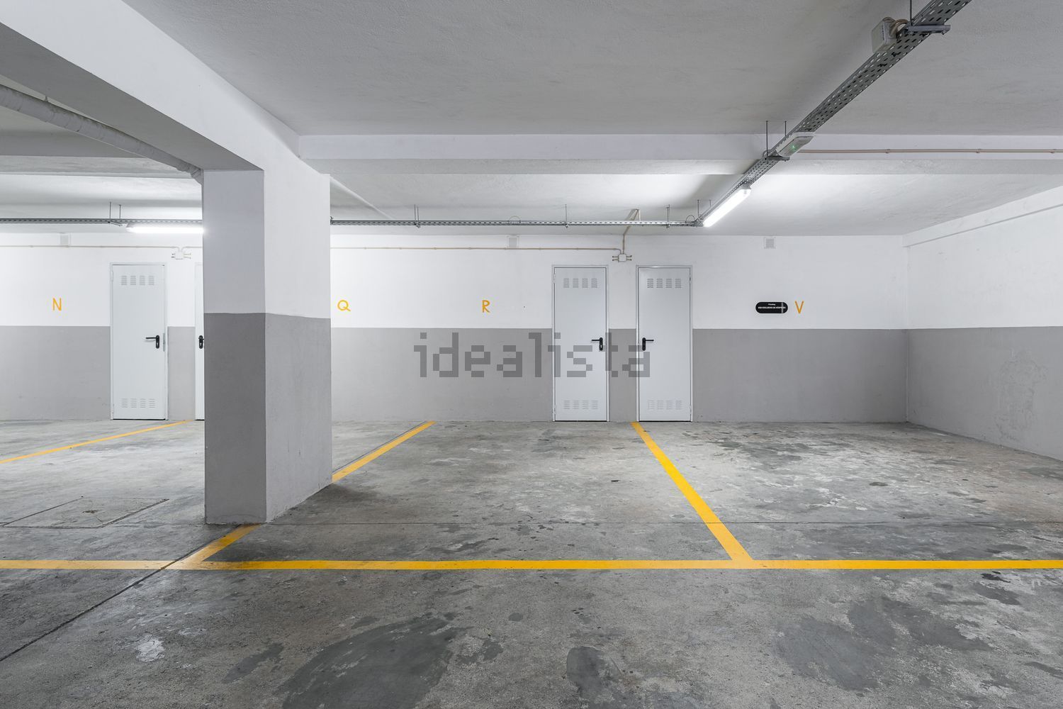 出租公寓 t3在Rua Doutor Joaquim Manuel Costa, 1507 - 储藏室