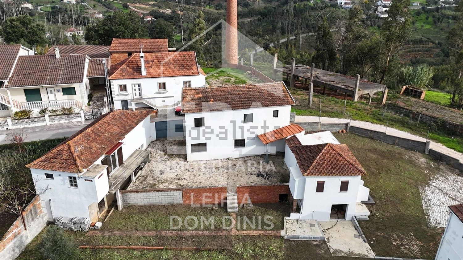 小楼房或独栋别墅出售在Travessa da Cerâmica - 外立面