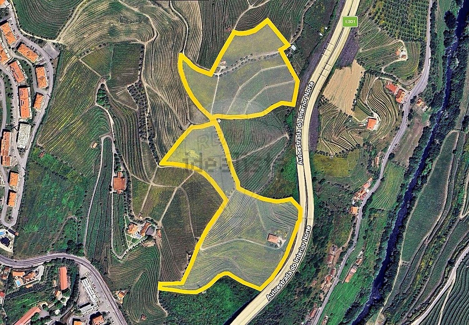庄园出售在Avenida Diocese de Vila Real - 照片