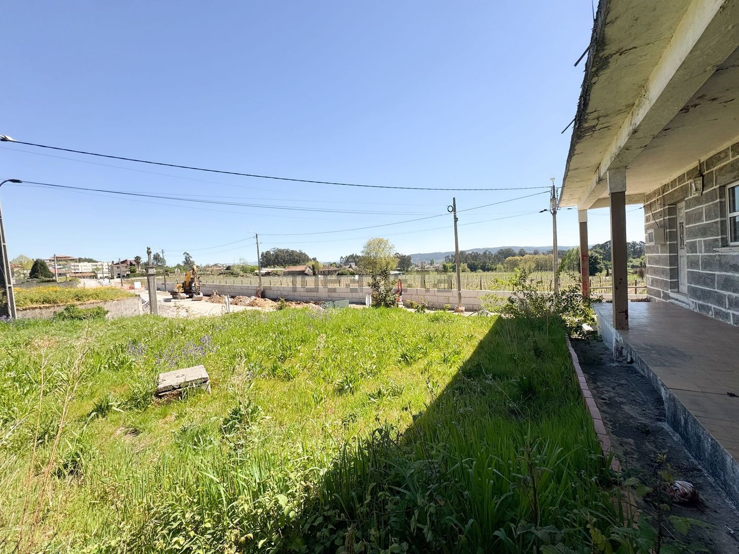 小楼房或独栋别墅出售在Estrada de Santa Cristina, 881 - 花园
