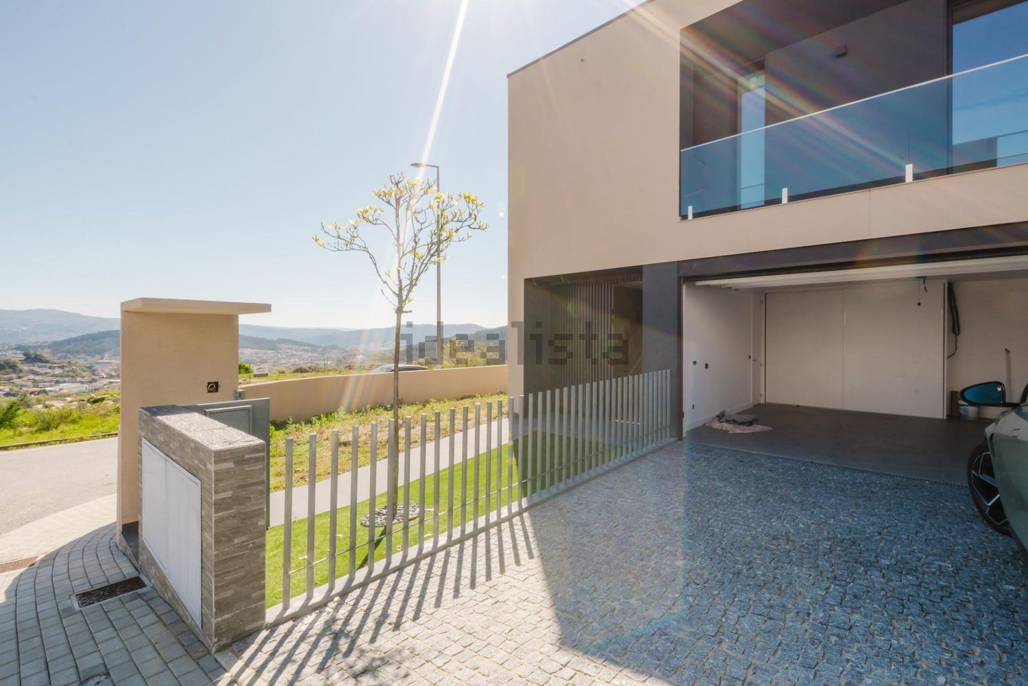 联排别墅出售在Rua do Polidesportivo - 外立面