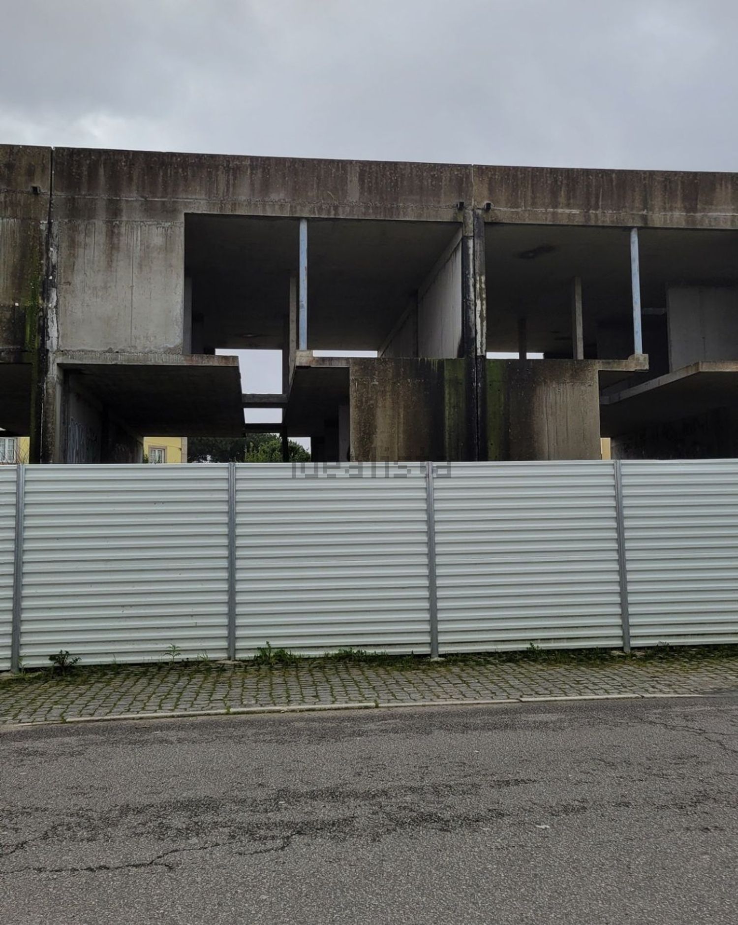 联排别墅出售在Rua da Senhorinha Alves da Costa, 85 - 外立面