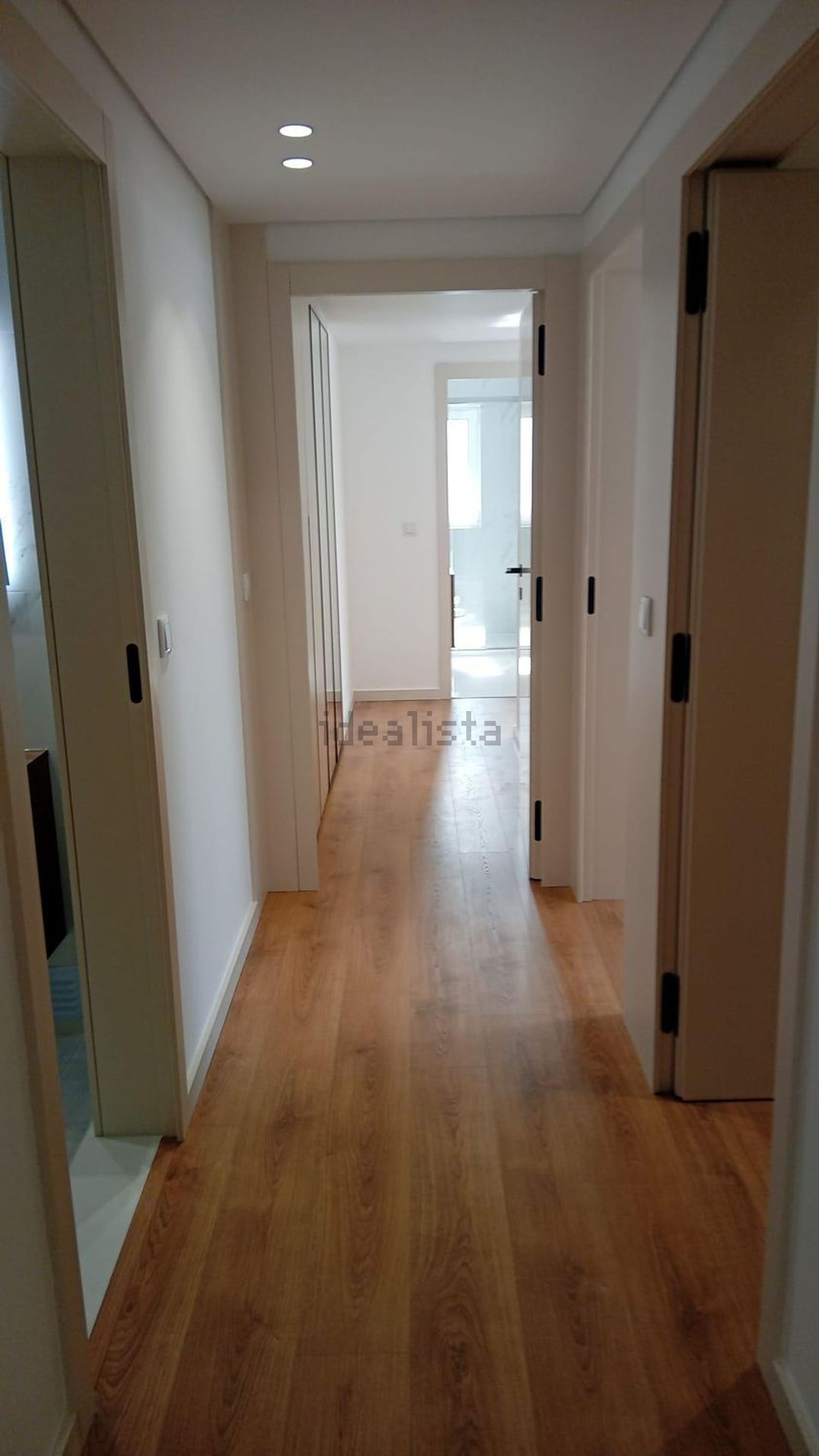 公寓 t3出售在Rua D.Inácio de Santa Teresa s/n - 过道