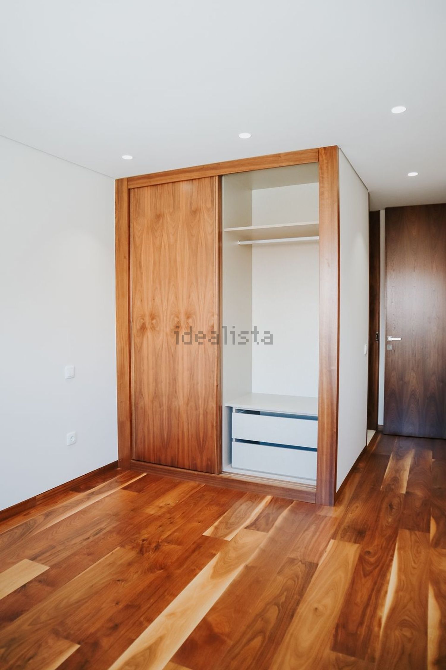 公寓 t3出售在 Matriz - Mariadeira - Nova Sintra - 试衣间